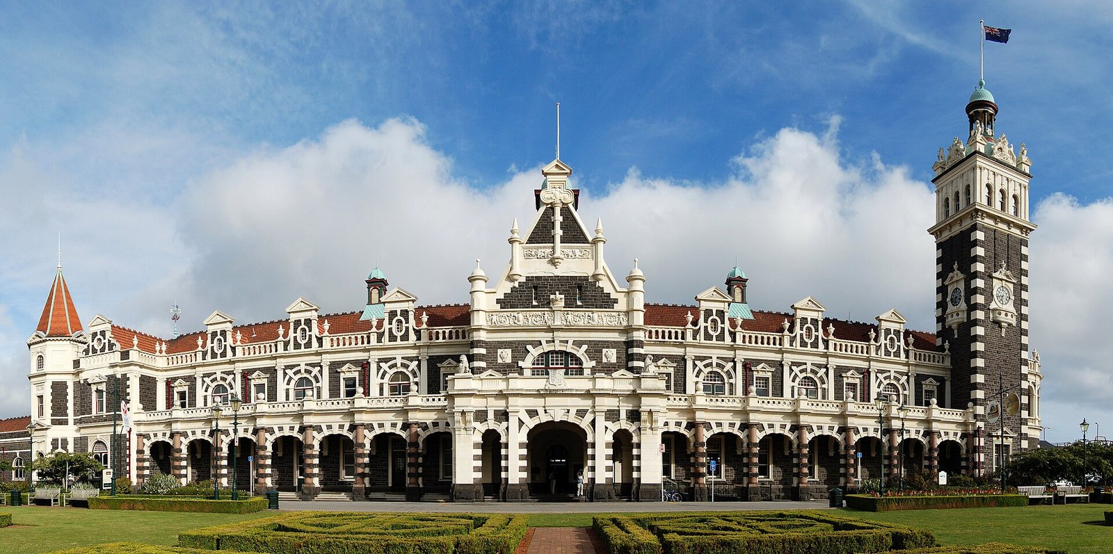 但尼丁火车站 参考图 1